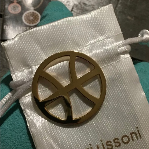 Nikki Lissoni Pisces Coin NWT - Picture 2 of 3